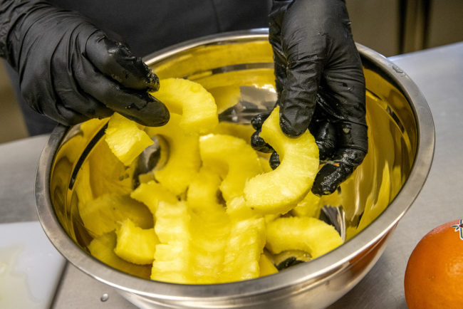 preparazione frutta per gelato